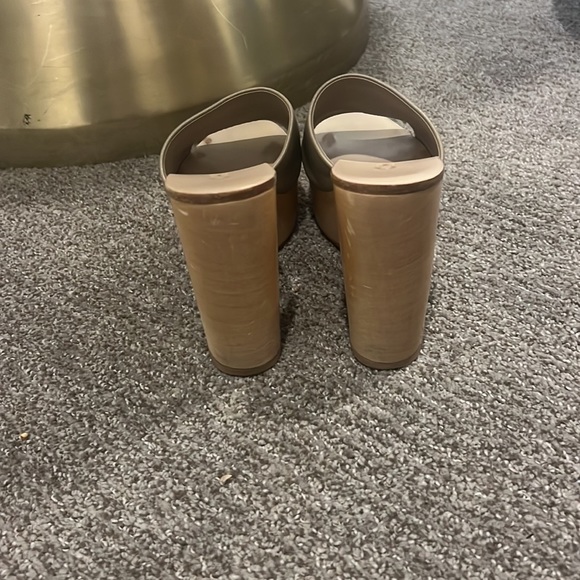 Chanel platform heels - Picture 5 of 6